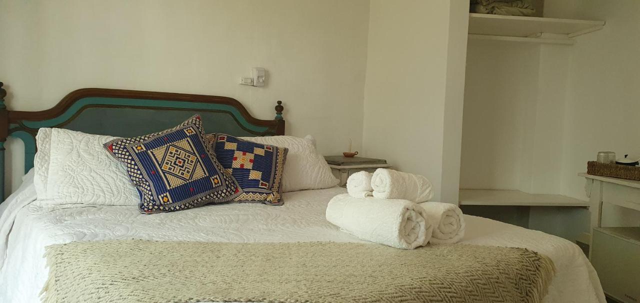 Los Tarcos Guest House サンサルバドールデフフイ エクステリア 写真